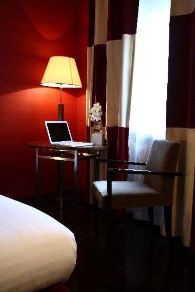 Le Boutique Hotel Garonne By Occitania Hotels Toulouse Room photo